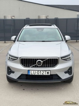 Volvo XC40 Crossover Facelifting 2.0 B5 250KM 2022 Volvo XC 40 2.0 250KM bardzo zadbane,nowe auto 2.0 Benzyna 250KM, zdjęcie 13
