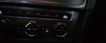 Volkswagen Golf VII Hatchback 3d 1.6 TDI-CR DPF 105KM 2013 Volkswagen Golf Golf 7 4x4 tylko 176 tys.przebiegu 1.6 Diesel 105KM, zdjęcie 31