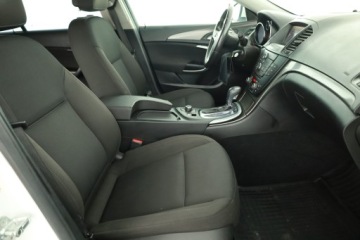 Opel Insignia I Hatchback 2.0 Turbo ECOTEC 220KM 2010 Opel Insignia 2.0 Turbo, 1. Właściciel, GAZ, zdjęcie 6