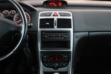 Peugeot 307 I Kombi 2.0 16V 136KM 2004 Peugeot 307 2.0 16V, GAZ, Klima, Klimatronic, zdjęcie 11