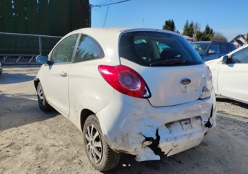 Ford Ka III 1.2 Duratec 69KM 2012 Ford KA 2012r, 1.2 Benzyna. Uszkodzony tyl i lekko lewy przod. Jezdzi., zdjęcie 3