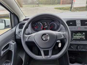 Volkswagen Polo V Hatchback 3d Facelifting 1.0 60KM 2017 Volkswagen Polo Sliczne 1.0b salon Polska 1 wlasciciel bezwypadkowy 60KM, zdjęcie 23