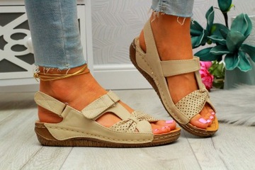 САНДАЛИИ ЖЕНСКИЕ, ЭЛЕГАНТНЫЕ НА ЗАЛИВКЕ, ПРИШИВАННЫЕ, ТОЛСТОЕ ДНО