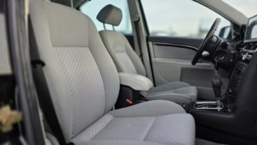 Ford Mondeo III Hatchback 2.0 16V 145KM 2004 Ford Mondeo Ghia duza navi Climatronic Automat 70, zdjęcie 17