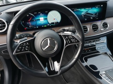 Mercedes Klasa E W213 2021 Mercedes E300de 306ps Lift Exclusive ACC hak Drive Pilot Blis Webasto Skóra, zdjęcie 12