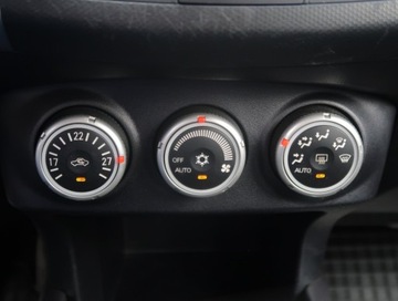 Mitsubishi Outlander II 2.0 DID DOHC 140KM 2008 Mitsubishi Outlander 2.0 DI-D, Salon Polska, zdjęcie 12