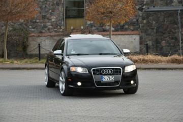 Audi A4 B7 S4 Sedan 4.2 V8 344KM 2007 Audi S4 Limousine Quattro 4.2 V8 MPi 344KM 2007r.