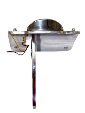 Боковое крепление номерного знака