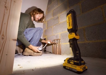 STANLEY FATMAX V20 ЛАМПА ДЛЯ МАСТЕРСКИХ 18 В SFMCL050B