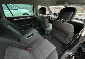 Volkswagen Passat B8 Variant Facelifting 2.0 TDI SCR 150KM 2022 Volkswagen Passat Variant Business Pakiety, FV 23, ACC, Asystenci, Czujni, zdjęcie 8