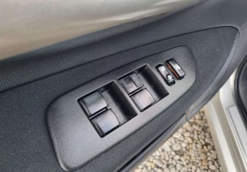 Toyota Auris I Hatchback 2.0 D-4D 125KM 2008 Toyota Auris SLICZNA 2.0 D4D Zadbana BOGATA WERSJA Oryginal SERWIS 2009r, zdjęcie 18