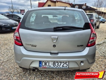 Dacia Sandero I Hatchback 5d 1.4 MPI 75KM 2008 Dacia Sandero Klimatyzacja Centralny Zamek El Szyby Nowe opony 1.4, zdjęcie 4
