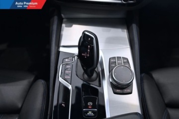 BMW Seria 5 G30-G31 2021 BMW Seria 5 530d xDriveFV23Podgrzewanie KierownicyFotel SportBMW Laserlight, zdjęcie 18