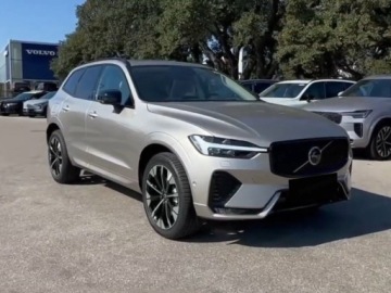 Volvo XC60 II 2026 VOLVO XC60 B5 AWD Ultra Dark Suv 2.0 (250 KM) 2026, zdjęcie 2