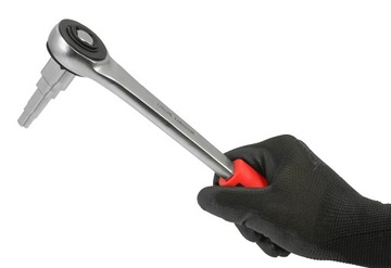 СТУПЕНЧАТЫЙ КЛЮЧ ДЛЯ ВИНТОВЫХ СОЕДИНЕНИЙ РАДИАТОРА С ТРЕЩОТКОЙ 1/2