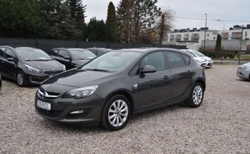 Opel Astra J Hatchback 5d 1.4 Turbo ECOTEC 120KM 2012 Opel Astra LIFT 1.4 Turbo Benzyna Tempomat Cz. parkowania 1.4 Benzyna 120KM