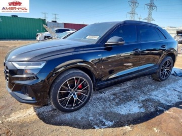 Audi Q8 2022 Audi Q8 Premium Plus S-Line 2022 3.0 Benzyna 335KM