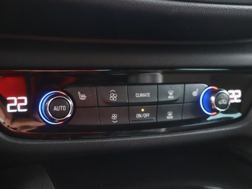 Opel Insignia II Sports Tourer 1.5 Turbo 165KM 2018 Opel Insignia 1.5 Turbo, Salon Polska, Serwis ASO, zdjęcie 15