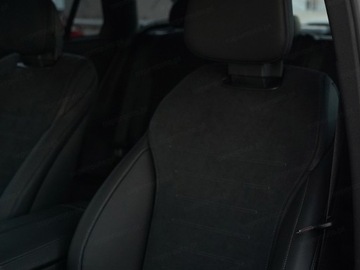 Mercedes GLC C254/X254 Coupe 2.0 200 204KM 2025 MERCEDES-BENZ GLC 200 4-Matic AMG Line 2.0 (204KM) 2025, zdjęcie 5