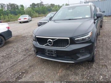 Volvo XC40 Crossover 2.0 T5 247KM 2020 Volvo XC 40 T5 Momentum 2020 2.0l 2.0 Benzyna 248KM, zdjęcie 7