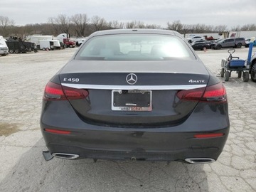Mercedes Klasa E W214 2023 Mercedes-Benz Klasa E 450 4Matic 2023 3.0l 3.0 Benzyna 362KM, zdjęcie 2