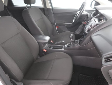 Ford Focus III Kombi Facelifting 1.6 Ti-VCT 105KM 2015 Ford Focus 1.6 i, Salon Polska, Serwis ASO, Klima, zdjęcie 8