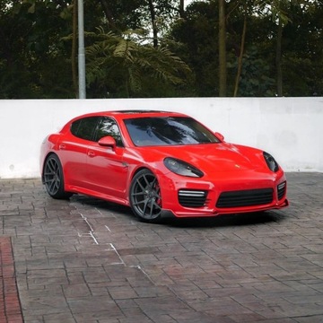 АВТОМОБИЛЬНАЯ ОБЛЕПЕЧИВКА ГЛЯНЦЕВАЯ КРАСНАЯ 152см САМОКЛЕЯЩАЯСЯ АВТОМОБИЛЬНАЯ ОБЛЕПЕЧИВАНИЕ