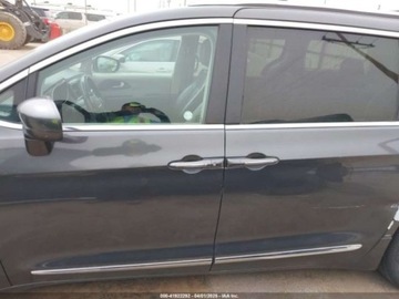 Chrysler Pacifica II 2018 Chrysler Pacifica 2018 Chrysler Pacifica Touring L FWD 3.6 Benzyna 293KM, zdjęcie 1