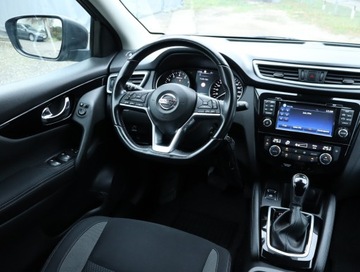Nissan Qashqai II Crossover Facelifting 1.2 DiG-T 115KM 2018 Nissan Qashqai 1.2 DIG-T, Automat, Navi, Klima, zdjęcie 6