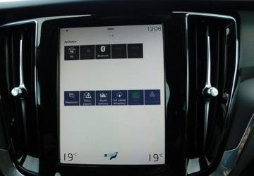 Volvo V60 II  Kombi 2.0 D3 150KM 2020 Volvo V60 z Gwarancja Model 2021r 2.0 Diesel 150KM, zdjęcie 15