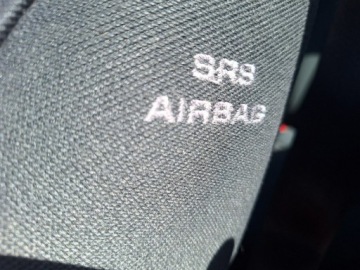 Alfa Romeo 147 Hatchback 1.6 i 16V T.Spark 120KM 2002 Alfa Romeo 147, zdjęcie 23