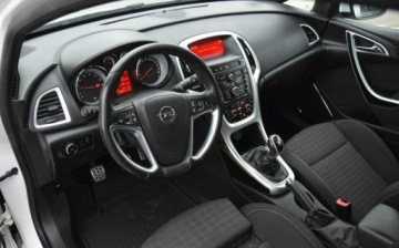 Opel Astra J GTC 1.4 Turbo ECOTEC 140KM 2013 Opel Astra GTC 1.4TB Led 2KPL KOL 2013r Sprowadzony Oplacony 1.4, zdjęcie 26