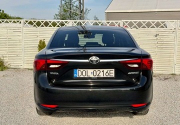 Toyota Avensis III Sedan Facelifting 2015 2.0 D-4D 143KM 2016 Toyota Avensis Toyota Avensis 2.0 D-4D Premium 2.0 Diesel 143KM, zdjęcie 24