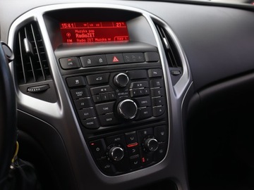 Opel Astra J Sedan 1.4 Turbo ECOTEC 140KM 2016 Opel Astra 1.4 T, Salon Polska, 1. Właściciel, zdjęcie 11