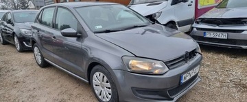 Volkswagen Polo V Hatchback 5d 1.6 TDI-CR DPF 90KM 2011 Volkswagen Polo 122011r, 1.6 TDI. Lekko uszkodzony przod. Jezdzi. 1.6