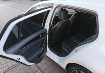Volkswagen Golf VII Hatchback 3d 2.0 TDI-CR DPF 150KM 2014 Volkswagen Golf Volkswagen Golf 2.0 BlueTDI Highline 2.0 Diesel 150KM, zdjęcie 13