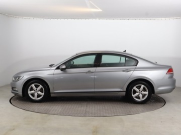 Volkswagen Passat B8 Limousine 2.0 TDI BlueMotion Technology 150KM 2017 VW Passat 2.0 TDI, Salon Polska, Navi, Klima, zdjęcie 2