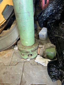 Гидроцилиндр 3900мм REXROTH 350E80/56