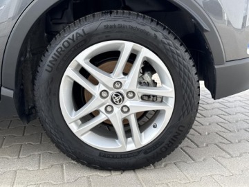 Toyota C-HR I Crossover Facelifting 1.8 Hybrid 122KM 2023 Toyota C-HR 1.8 Hybrid GPF Comfort 1.8 Hybrid GPF, zdjęcie 13