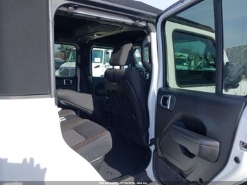 Jeep Gladiator 2021 Jeep Gladiator Mojave 2021 3.6 Benzyna 285KM, zdjęcie 14