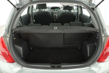 Toyota Yaris III Hatchback 5d 1.0 VVT-i 69KM 2011 Toyota Yaris 1.0 VVT-i, Klima, zdjęcie 10