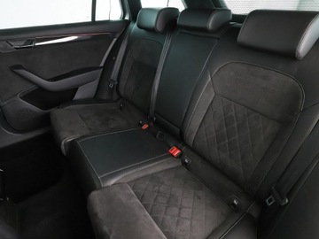 Skoda Superb III Kombi 2.0 TSI 280KM 2017 Škoda Superb Skoda Superb automat 4x4 acantara, zdjęcie 16