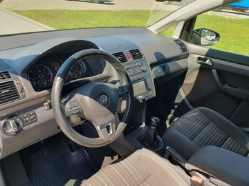 Volkswagen Touran II 2.0 TDI 140KM 2012 Volkswagen Touran 2.0tdi 140KM Cross Bixenon, zdjęcie 16