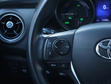 Toyota Auris II Touring Sports Facelifting 1.8 Hybrid 136KM 2017 Toyota Auris Hybrid, Salon Polska, Automat, Klima, zdjęcie 17