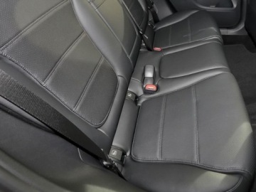 Mercedes GLC C254/X254 Coupe 2.0 200 204KM 2025 MERCEDES-BENZ GLC 200 4-Matic Avantgarde 2.0 (204KM) 2025, zdjęcie 10