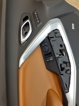 CHEVROLET CAMARO 2016 2017 2018 2019 TAPICERKA BOCZEK DRZWI