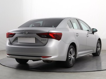 Toyota Avensis III Sedan Facelifting 2015 1.8 Valvematic 147KM 2018 Toyota Avensis 1.8 Valvematic, Salon Polska, zdjęcie 4