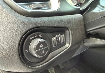 Jeep Renegade SUV 1.4 MultiAir 140KM 2015 Jeep Renegade 1.4 Benzyna 140KM, zdjęcie 16