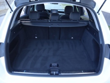 Mercedes GLC C253 SUV 2.0 250 211KM 2019 Mercedes GLC GLC 250 4MATIC, 4X4, Automat, Navi, zdjęcie 12