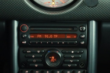 Mini One II Hatchback 1.6 90KM 2006 MINI 3-door One, Klima, Klimatronic, zdjęcie 9